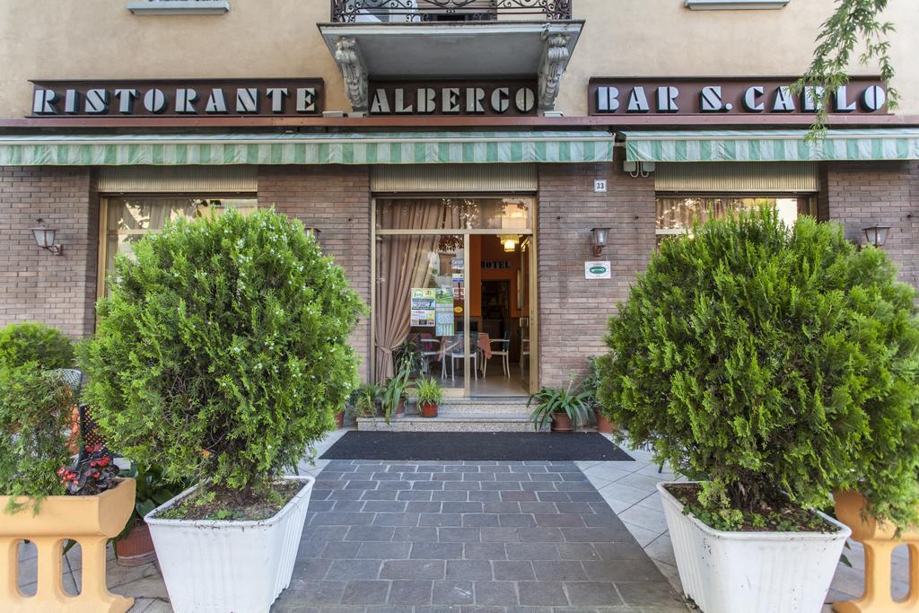 Hotel Ristorante San Carlo سالسوماجّوري تيرمي المظهر الخارجي الصورة