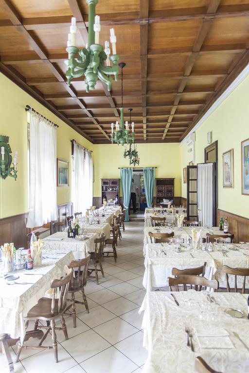 Hotel Ristorante San Carlo سالسوماجّوري تيرمي المظهر الخارجي الصورة